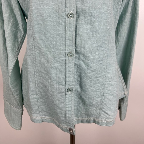The North Face Button Down Bamboo Shirt - Picture 3 of 13